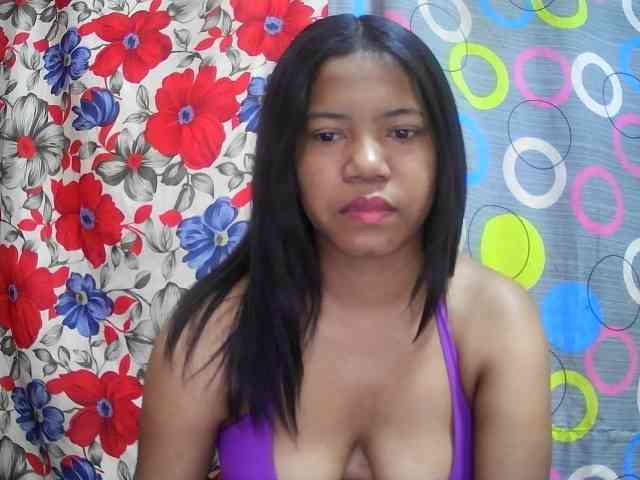 lesly11 webcam