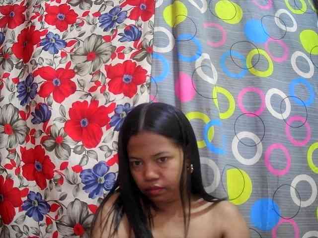 lesly11 webcam