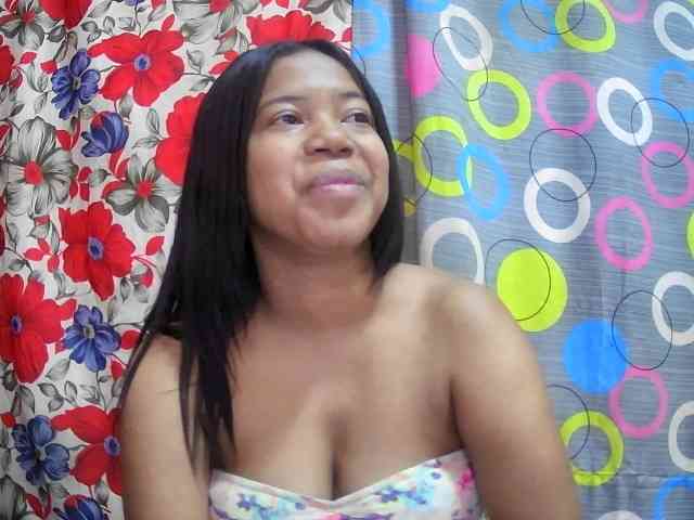 lesly11 webcam
