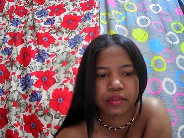 lesly11 webcam
