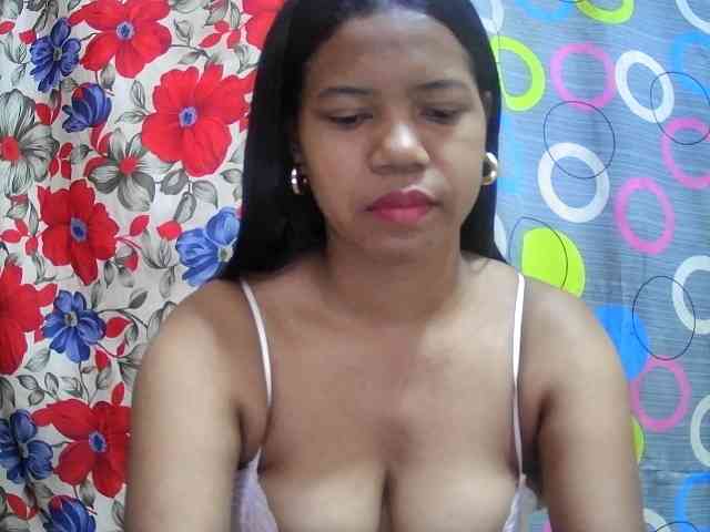 lesly11 webcam