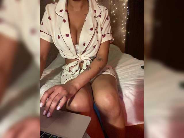 Lollypopp505's BongaCams show and profile