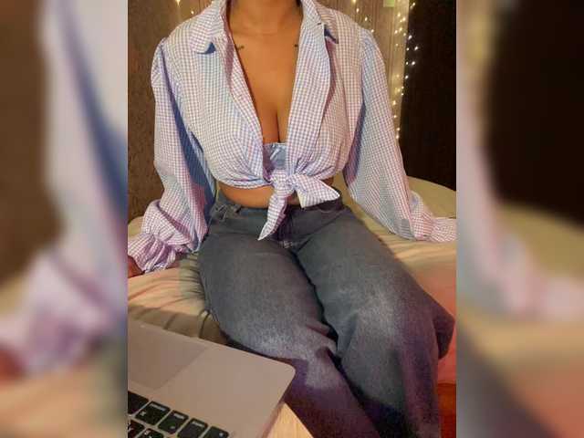 Lollypopp505's BongaCams show and profile