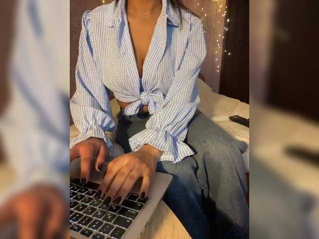 Lollypopp505's BongaCams show and profile