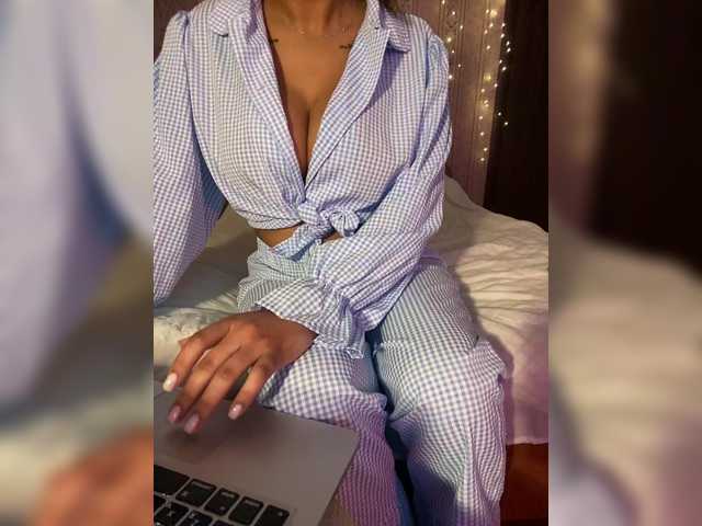 Lollypopp505's BongaCams show and profile