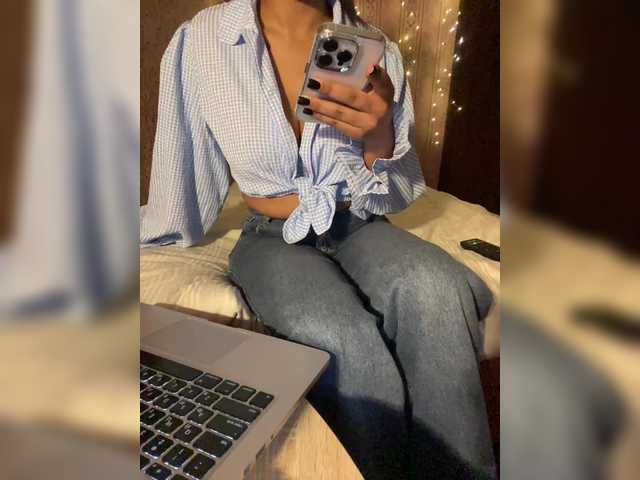 Lollypopp505's BongaCams show and profile