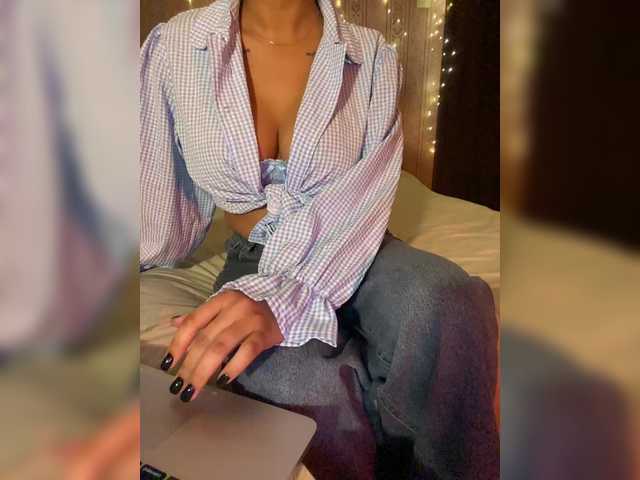 Lollypopp505's BongaCams show and profile