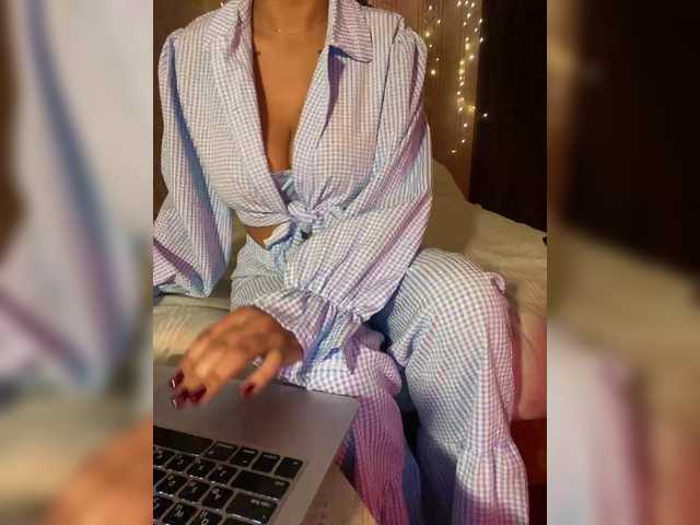 Lollypopp505's BongaCams show and profile