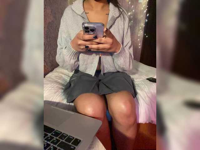 Lollypopp505's BongaCams show and profile