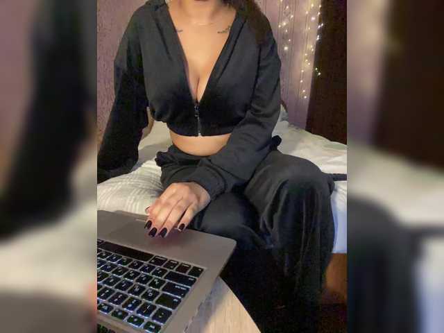 Lollypopp505's BongaCams show and profile