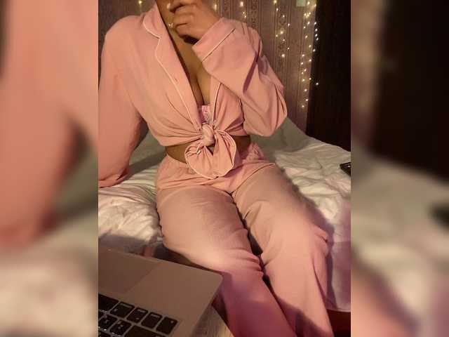 Lollypopp505's BongaCams show and profile