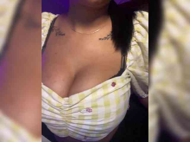 Lollypopp505 webcam