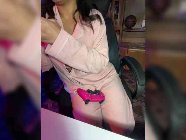 Lollypopp505 webcam