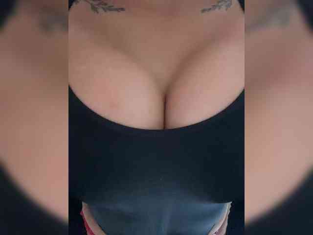 Lollypopp505 webcam