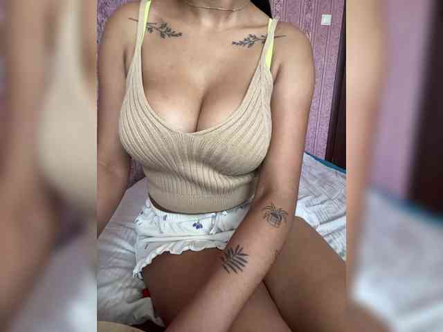 Lollypopp505 webcam
