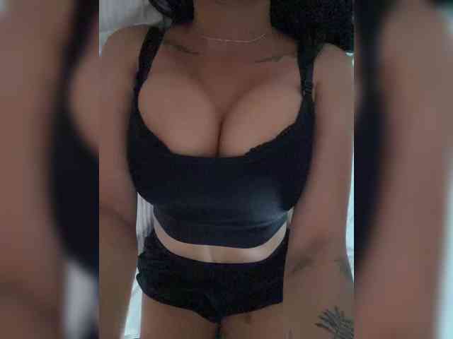 Lollypopp505 webcam