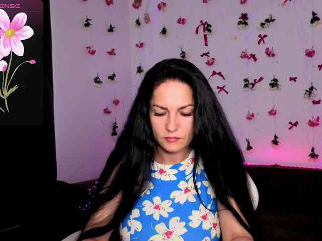 AnastasiaMoons webcam