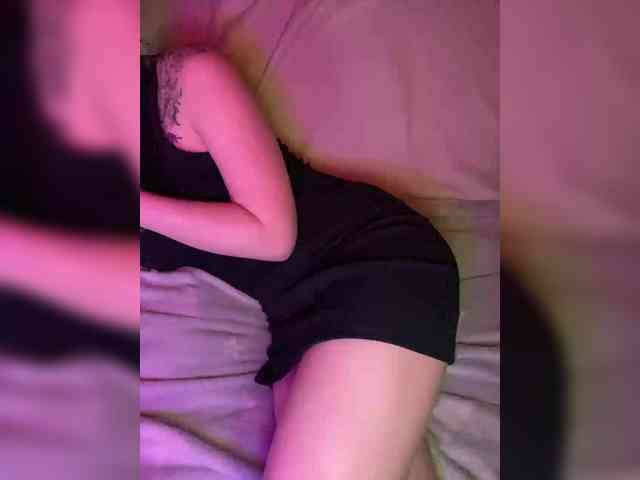 Alisonhasbeen1 webcam