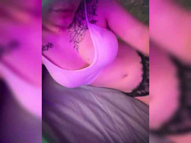Alisonhasbeen1 webcam