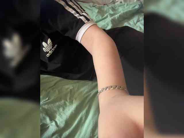 Alisonhasbeen1 webcam