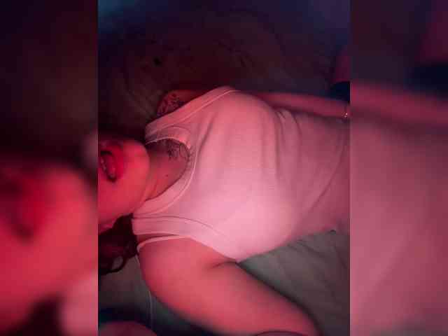 Alisonhasbeen1 webcam