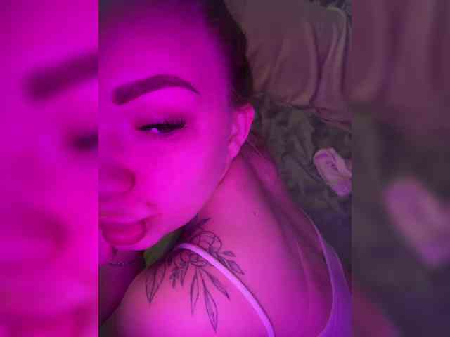 Alisonhasbeen1 webcam