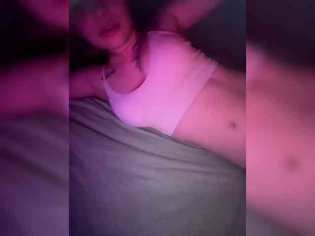 Alisonhasbeen1 webcam