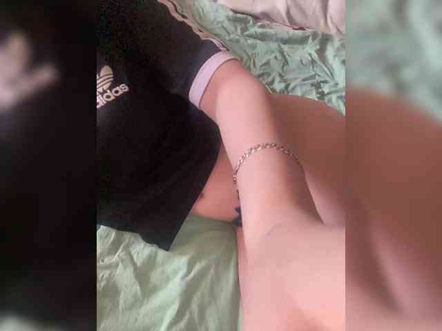 Alisonhasbeen1 webcam