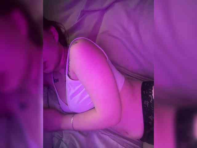 Alisonhasbeen1 webcam
