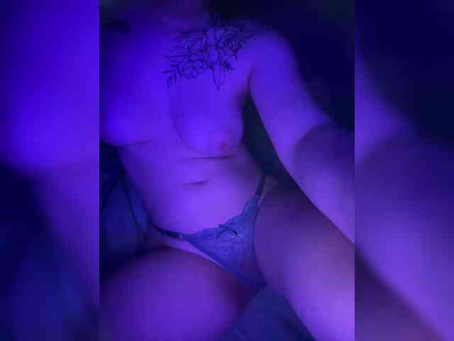 Alisonhasbeen1 webcam