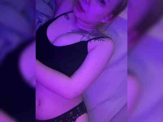 Alisonhasbeen1 webcam