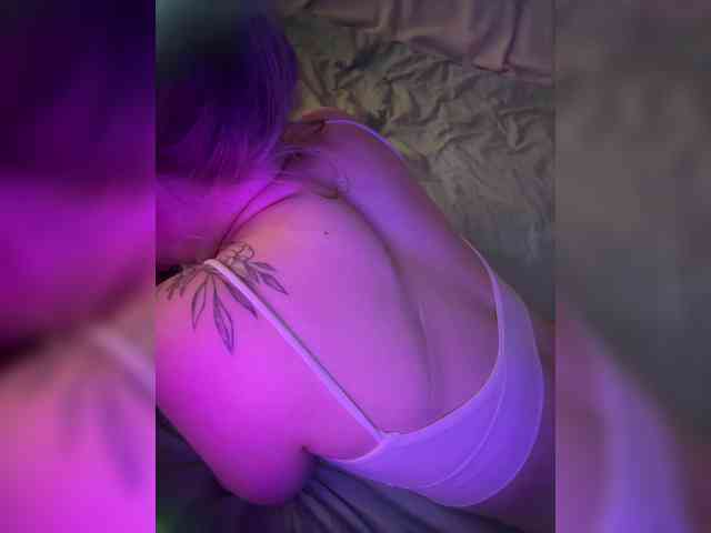 Alisonhasbeen1 webcam