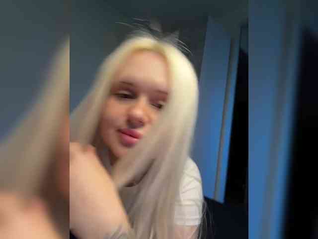 live nude web cam LilBby