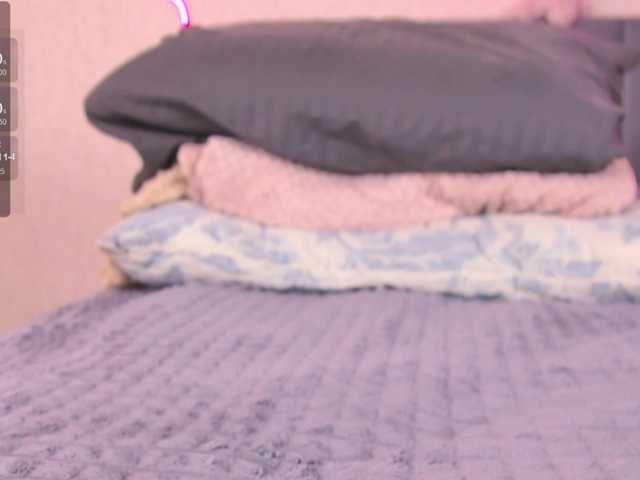 Monasteela's BongaCams show and profile