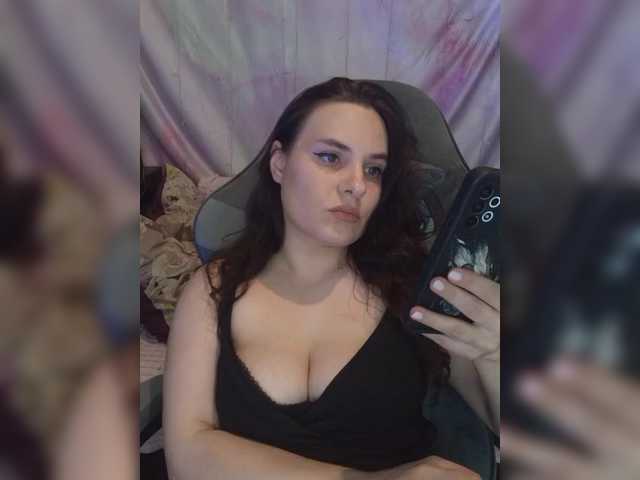 PrettyWitch on BongaCams 