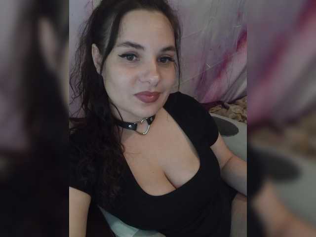  PrettyWitch chat room