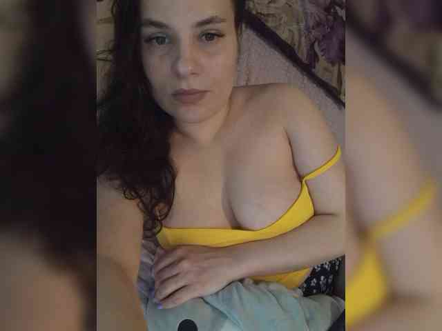PrettyWitch webcam