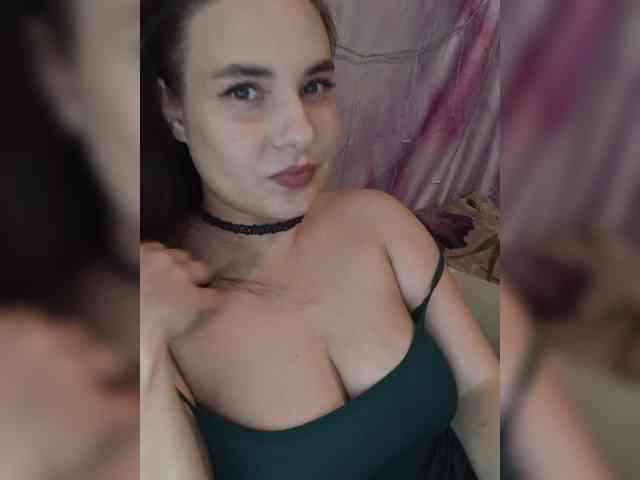 PrettyWitch webcam