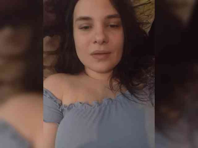 PrettyWitch webcam