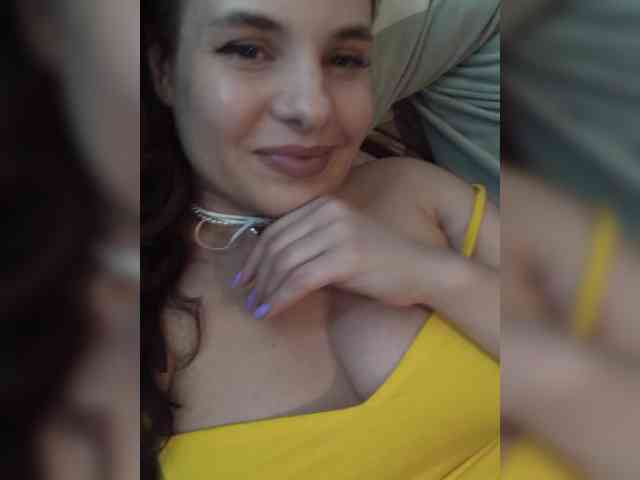 PrettyWitch webcam