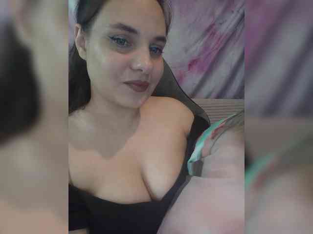 PrettyWitch webcam