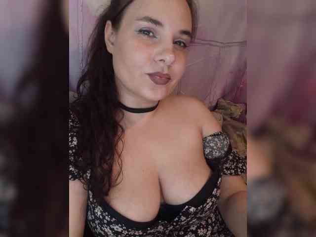 PrettyWitch webcam