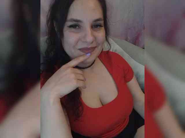 chat on live PrettyWitch