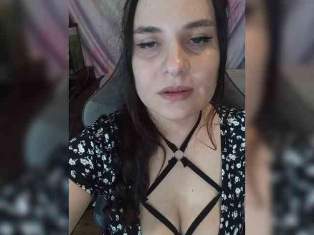 PrettyWitch webcam