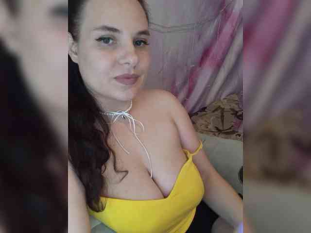 PrettyWitch webcam