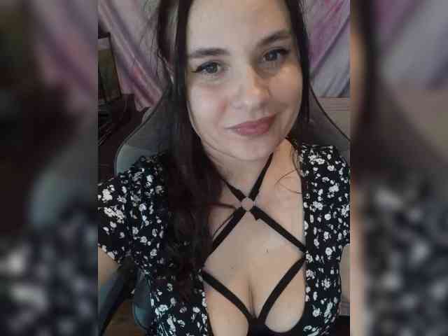 PrettyWitch webcam