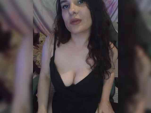 PrettyWitch webcam