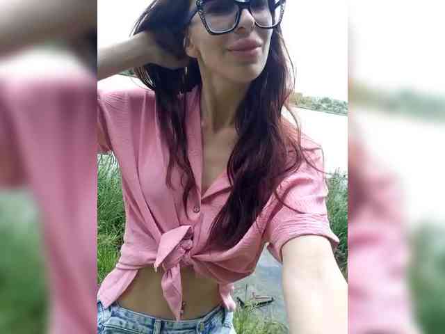 Lelly111 webcam