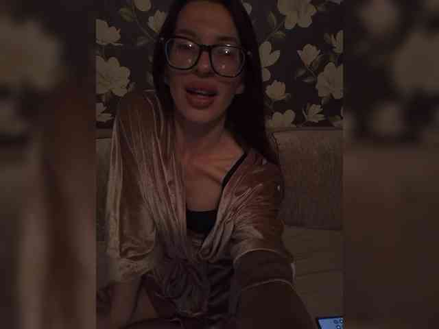 Lelly111 webcam