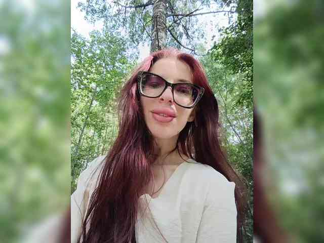 Lelly111 webcam